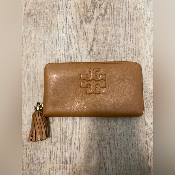 Tory Burch Handbags - Tory Burch Brown Leather Wallet with Tassel